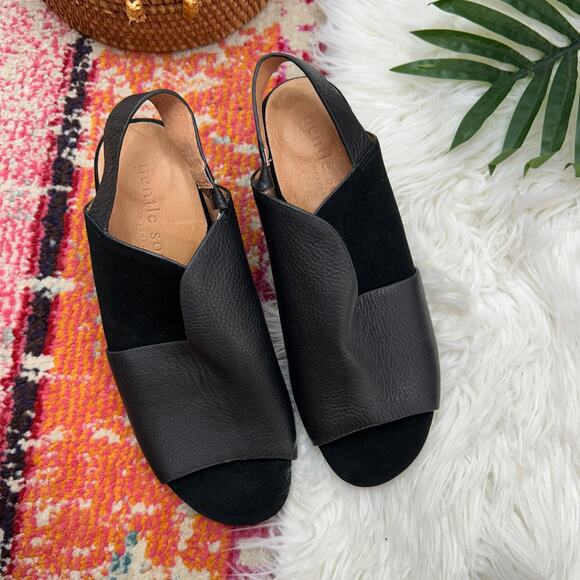 Gentle Souls by Kenneth Cole Black Leather Heeled Sling Back Charlisa Sandal 8 - Picture 2 of 10